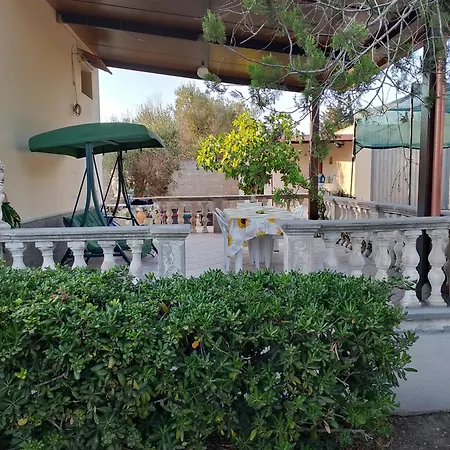 Holiday home Casa Vacanze Villa Giulia *